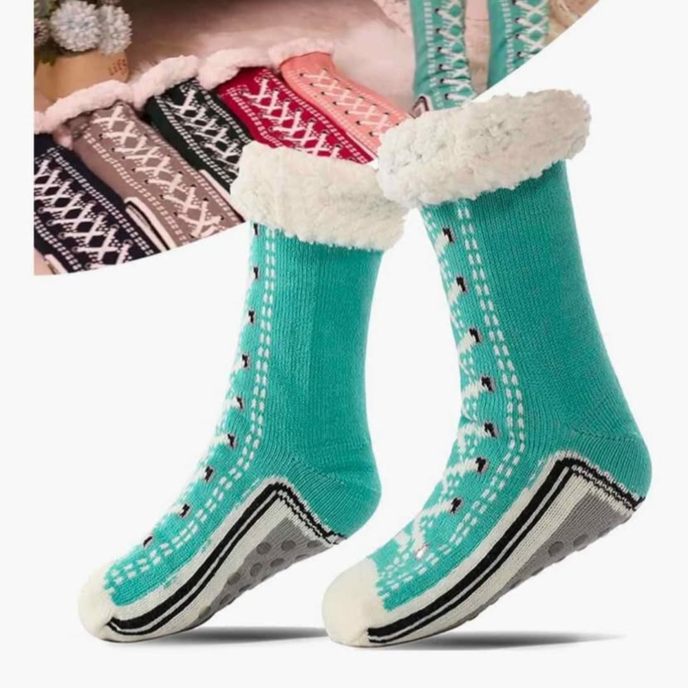 BNWT Ultra Thick Cashmere Teal Knit Home Socks Slippers With Grips